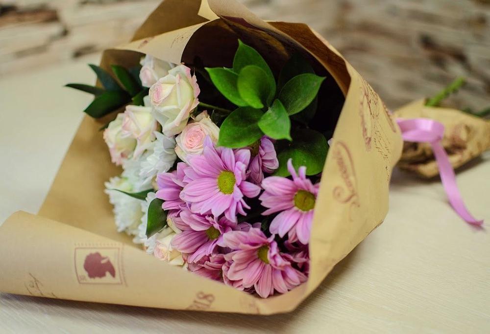 Букет цветов из: Розы и Хризантемы в Лобне