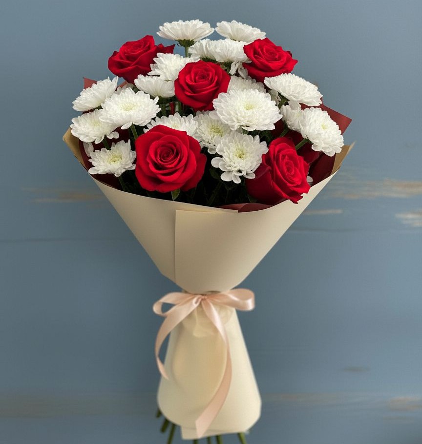 Букет цветов из: Розы и Хризантемы в Лобне