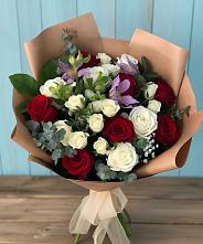 Букет цветов из:  Розы и Альстромерии в Лобне