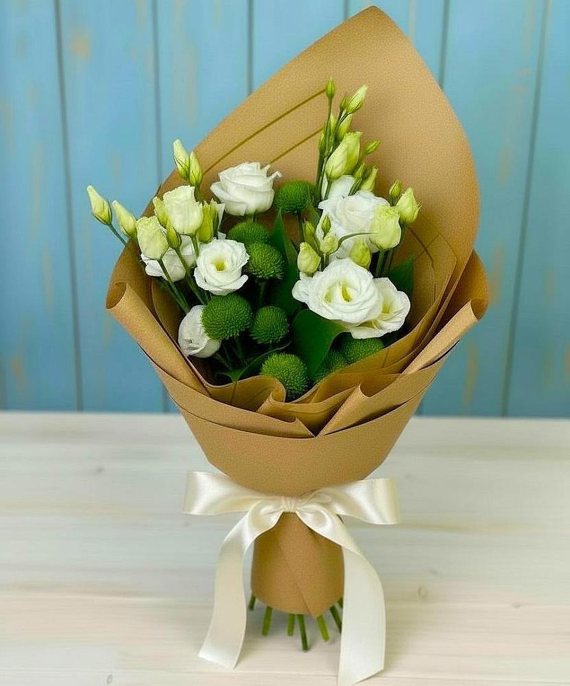 Букет цветов из: Хризантемы и Лизиантусы в Лобне