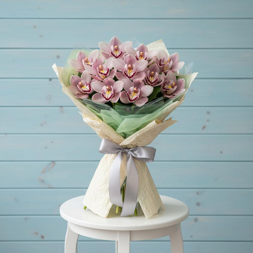 Букет цветов из: Орхидеи и Розы в Лобне