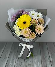 Букет цветов из:  Розы, Герберы и Хризантемы в Лобне