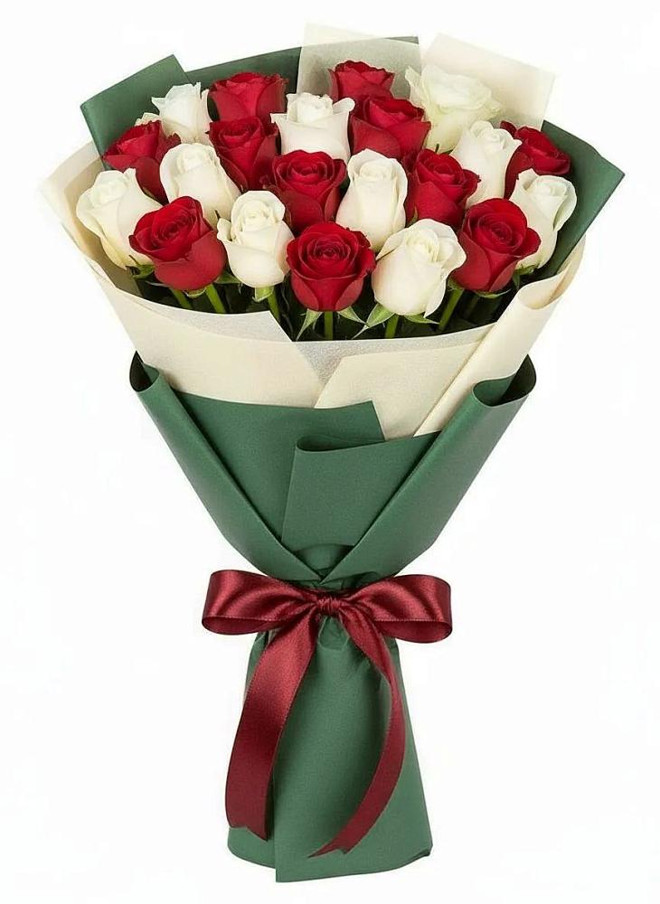 Букет Микс из красных и белых роз в Лобне