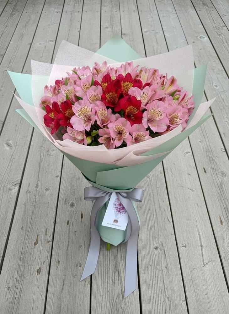 Букет цветов из: Альстромерии в Лобне