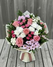 Букет цветов из:  Альстромерии, Гвоздики, Розы и Хризантемы в Лобне