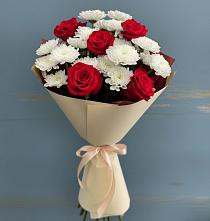 Букет цветов из:  Розы и Хризантемы в Лобне
