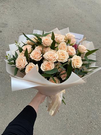 Букет Кремовые розы Латте в Лобне