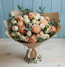 Букет цветов из:  Альстромерии и Розы в Лобне